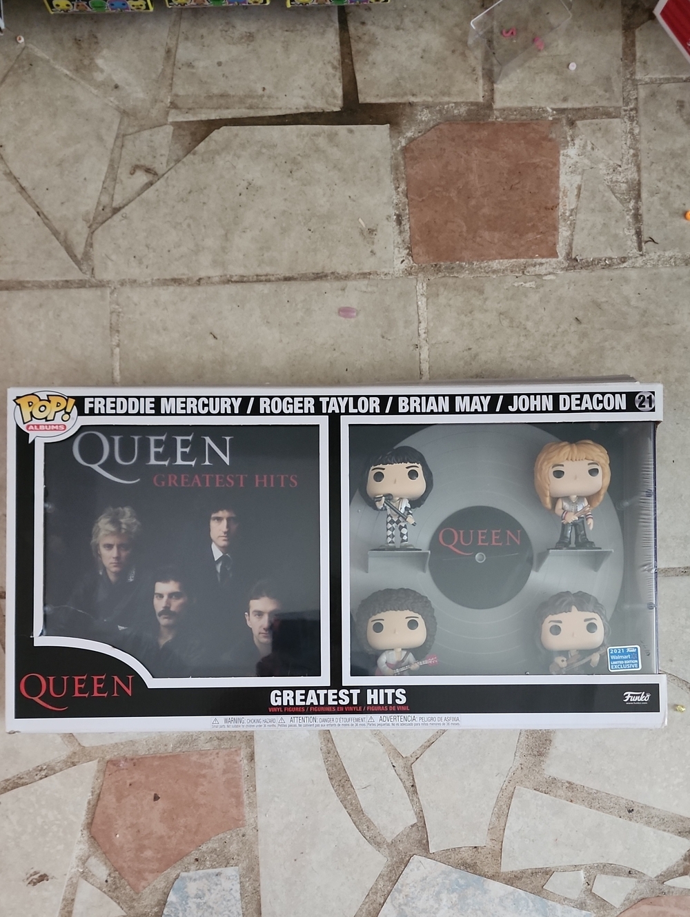 Funko Queen Greatest Hits Vinyl Set - Black, White, Red